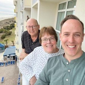 Meet your Posher, Lynda